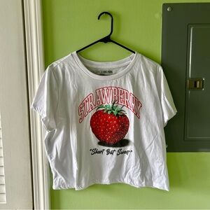 Women's Fashion Nova NWOT Strawberry Crop Top T Shirt Size 2X Plus Size